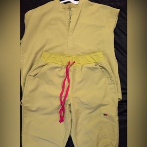 Figs scrub set Limeade